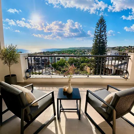 Luna Luxury House דירה