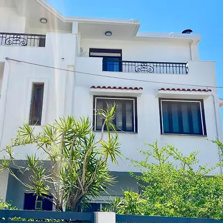 Luna Luxury House